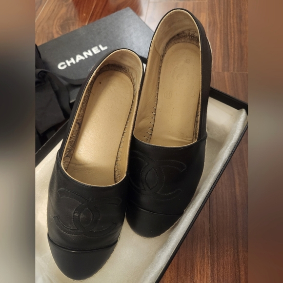 Authentic Black Chanel Espadrilles 37 - Picture 2 of 5